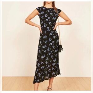 Reformation midi floral black blue dress with slit Size 0